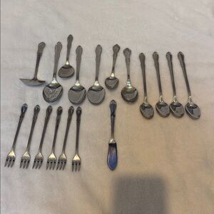 Oneida HOMESTEAD Stainless Simeon L & George H Rogers LTD Flatware Spoons